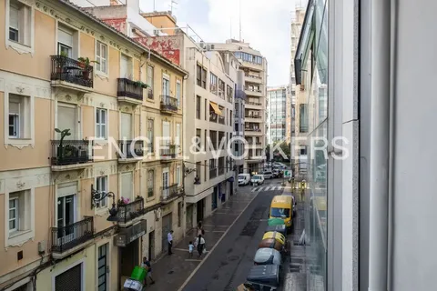 Pis de 79 m² a València