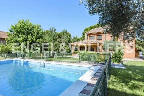 Casa de 311 m² en Boadilla del Monte