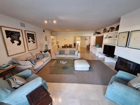 Flat 226 m² in Marbella