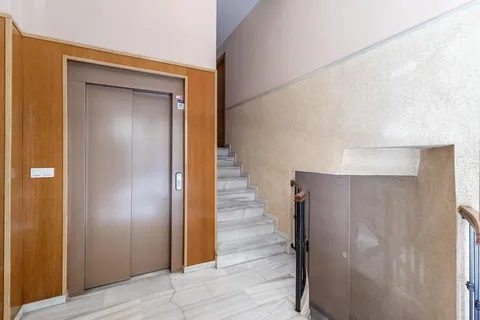 Appartamento 100 m² a Granada