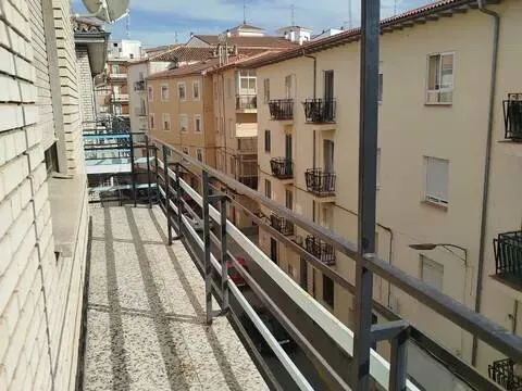 Stanza in affitto, Ávila