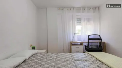 Habitació de lloguer, Burjassot