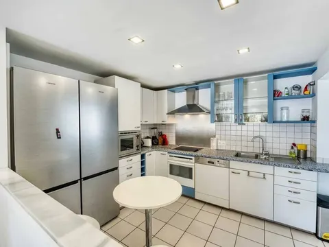 Pis de 200 m² a Estepona