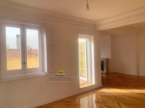 Wohnung 206 m² in Madrid