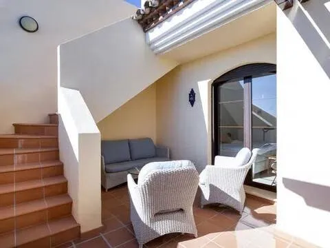 Wohnung 100 m² in Benahavís