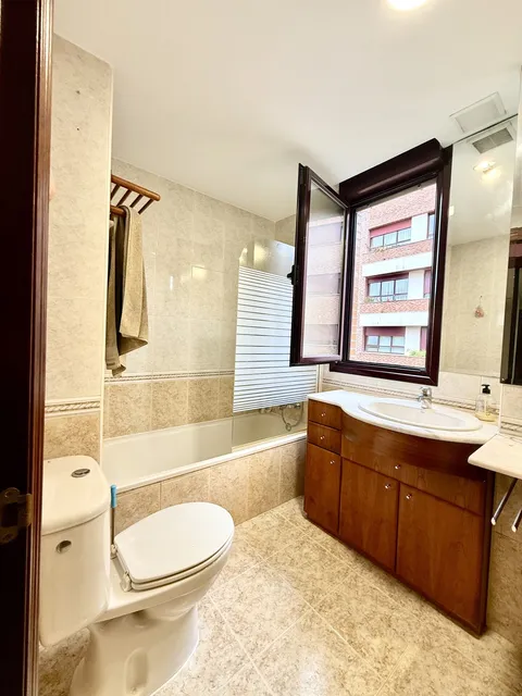 Pis de 98 m² a Gijón