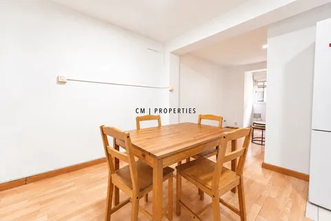 Pis de 77 m² a València