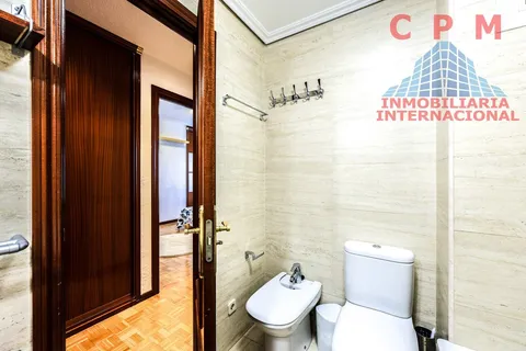 Wohnung 133 m² in Madrid