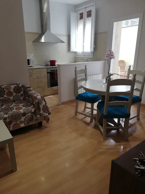 Room for rent, Martorell (3/5)