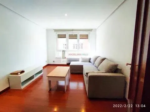 Pis de 180 m² a Oviedo