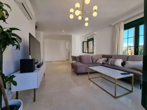 Квартира 180 м² у Estepona