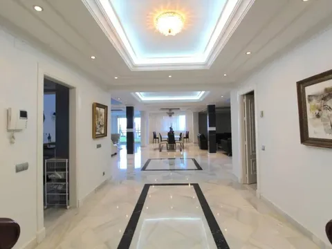 Wohnung 450 m² in Marbella