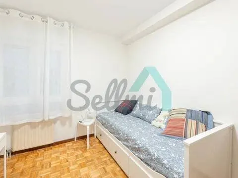 Appartamento 102 m² a Oviedo