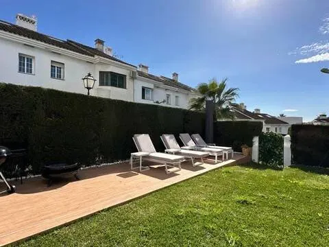 Pis de 380 m² a Estepona