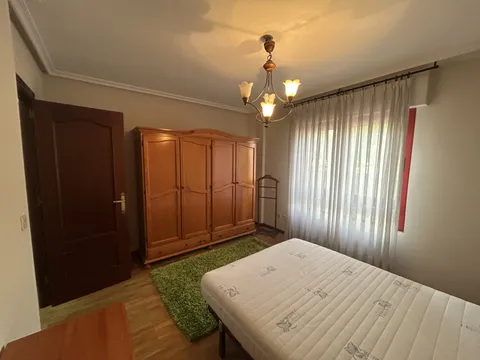 Pis de 97 m² a Oviedo