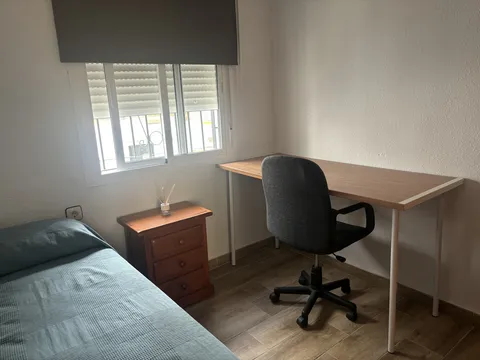 Habitació de lloguer, Sevilla (3/5)