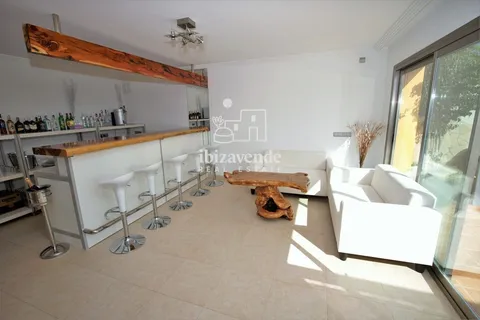 Haus 600 m² in Santa Eulària des Riu