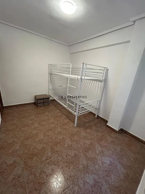 Pis de 75 m² a València