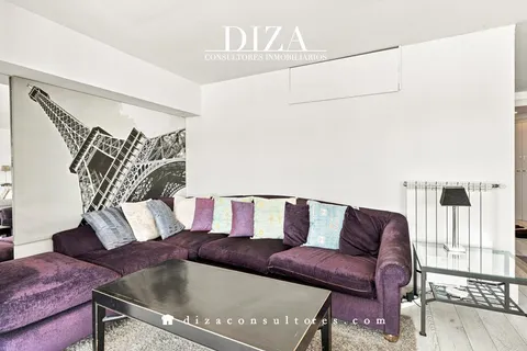 Wohnung 192 m² in Madrid