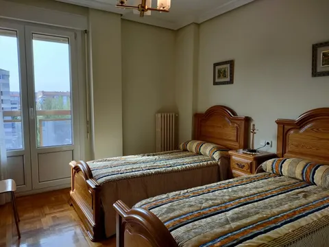 Pis de 75 m² a Pamplona