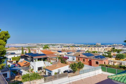 Casa de 355 m² a Torrevella