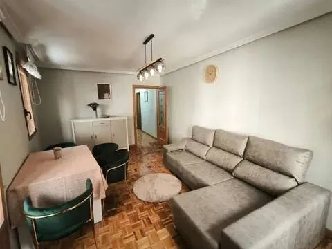 Piso de 80 m² en Segovia