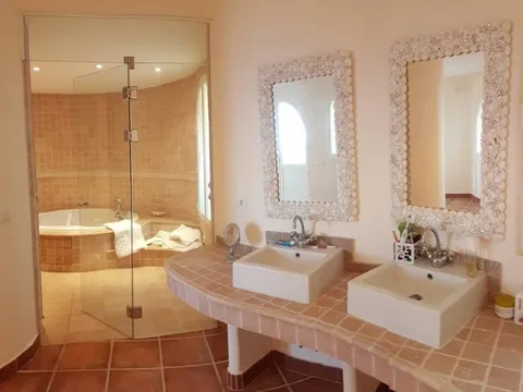 Haus 500 m² in Altea