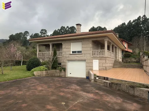 Moradia 377 m² em O Porriño