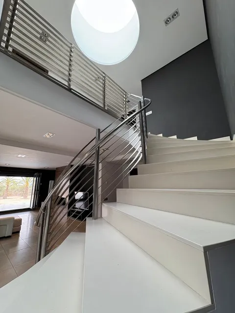 Casa de 318 m² en Elda