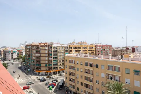 Wohnung 134 m² in Valencia