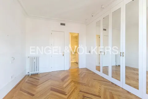Apartamento 200 m² em Madrid
