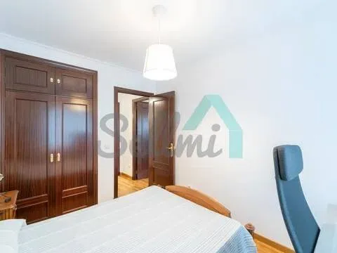 Pis de 75 m² a Oviedo