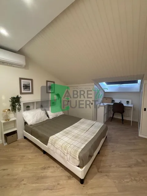 Habitació 150 m², Ourense