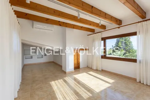 Квартира 350 м² в Pedreguer