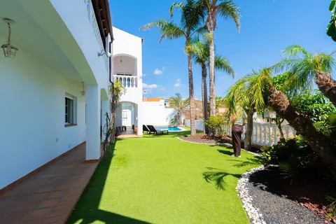 Casa de 365 m² a El Rosario