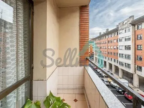 Pis de 127 m² a Oviedo