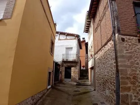 Habitació de lloguer, Ledesma de la Cogolla