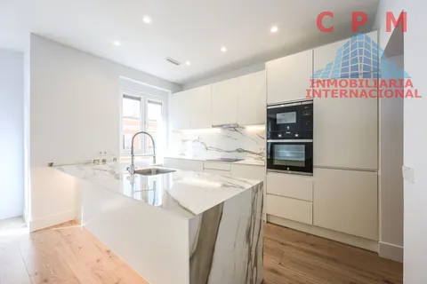 Wohnung 147 m² in Madrid