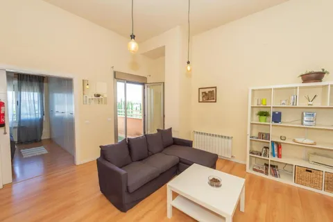 Piso de 80 m² en Pinto