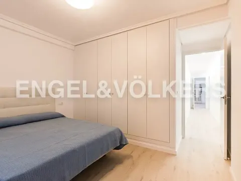 Wohnung 96 m² in Valencia