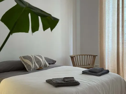 Habitació de lloguer, Maó