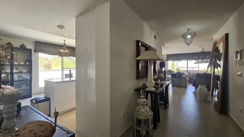 Pis de 200 m² a San Roque