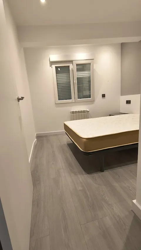 Appartamento 85 m² a Santiago de Compostela (4/8)