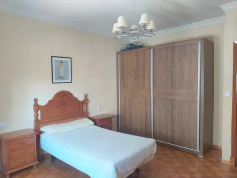 Chambre à louer, Ourense