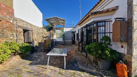 Casa de 227 m² a Higuera de Vargas