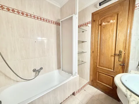 Wohnung 75 m² in Alicante