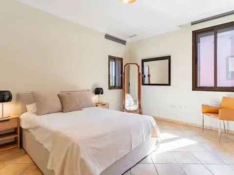 Pis de 188 m² a Estepona