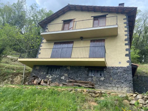 Casa de 100 m² a Sant Feliu de Pallerols (2/22)
