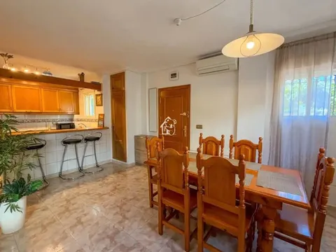 Casa de 100 m² a Oriola