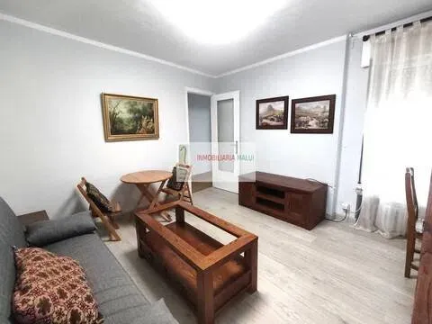 Pis de 80 m² a Oviedo